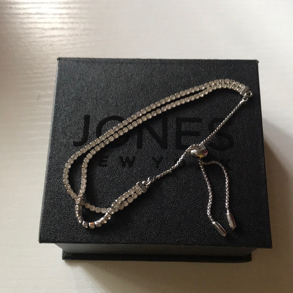 JONES NEW YORK ANNABELLE ADJUSTABLE BRACELET IN POUCH & GIFT BOX
